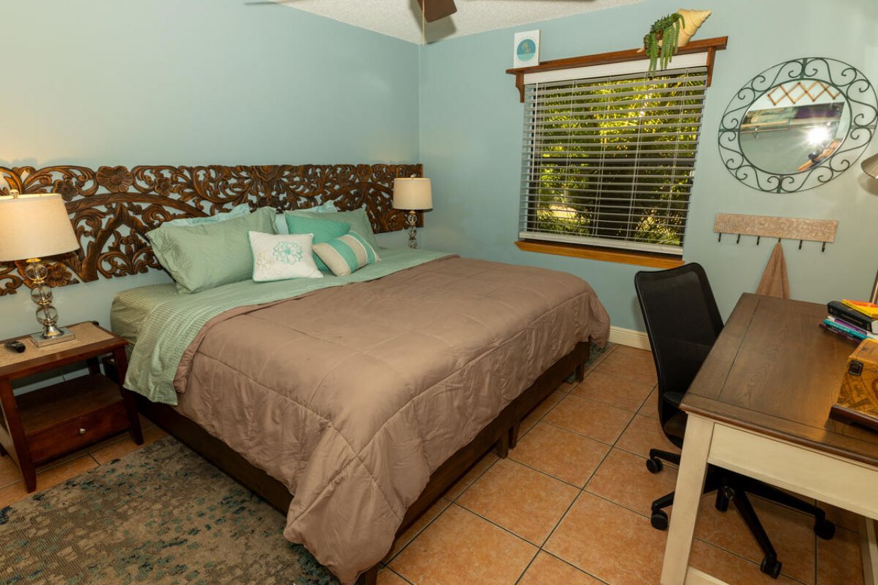 180 Elaine Road, West Palm Beach, FL 33415 Photo