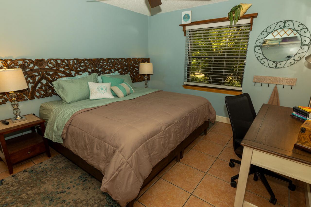 180 Elaine Road, West Palm Beach, FL 33415 Photo