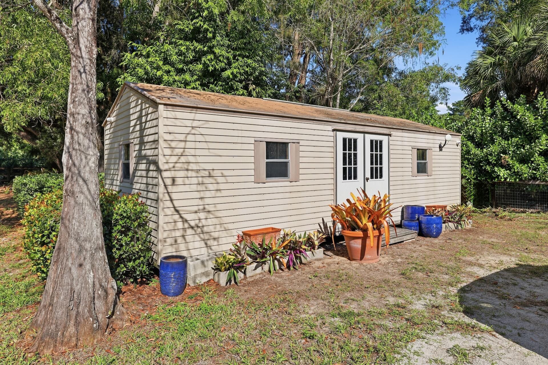 180 Elaine Road, West Palm Beach, FL 33415 Photo