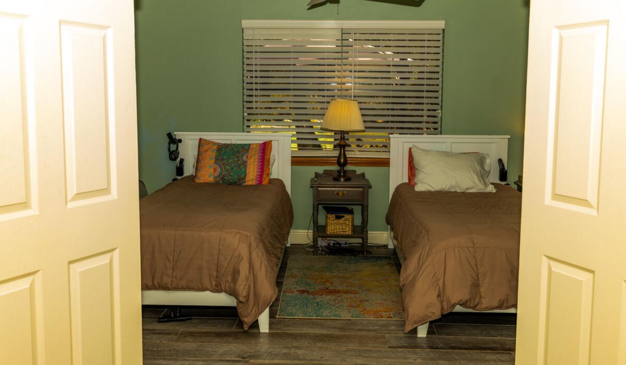 180 Elaine Road, West Palm Beach, FL 33415 Photo