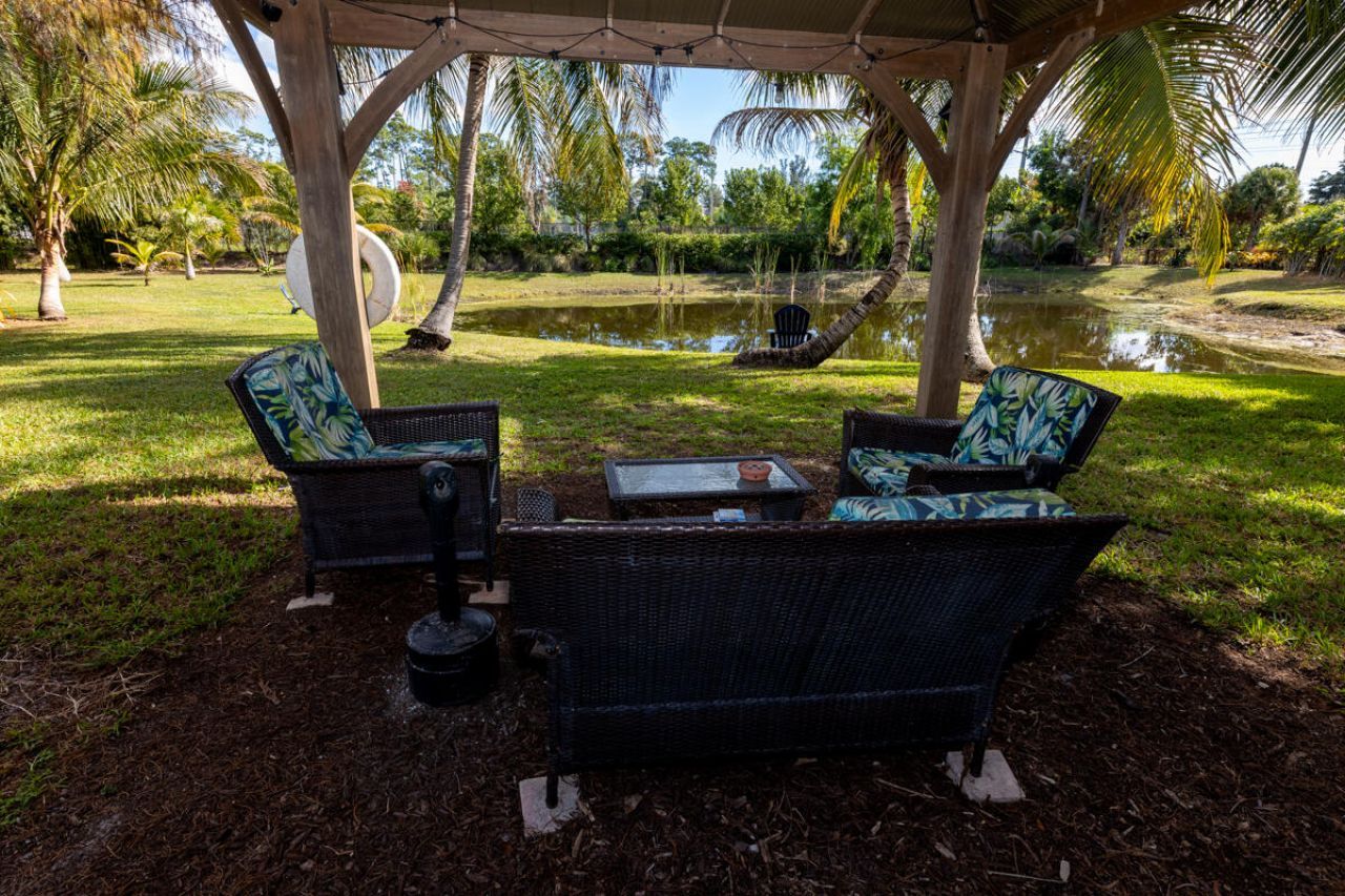 180 Elaine Road, West Palm Beach, FL 33415 Photo