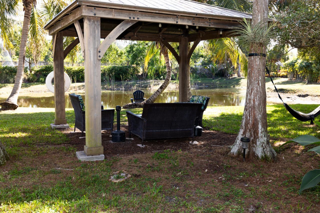 180 Elaine Road, West Palm Beach, FL 33415 Photo