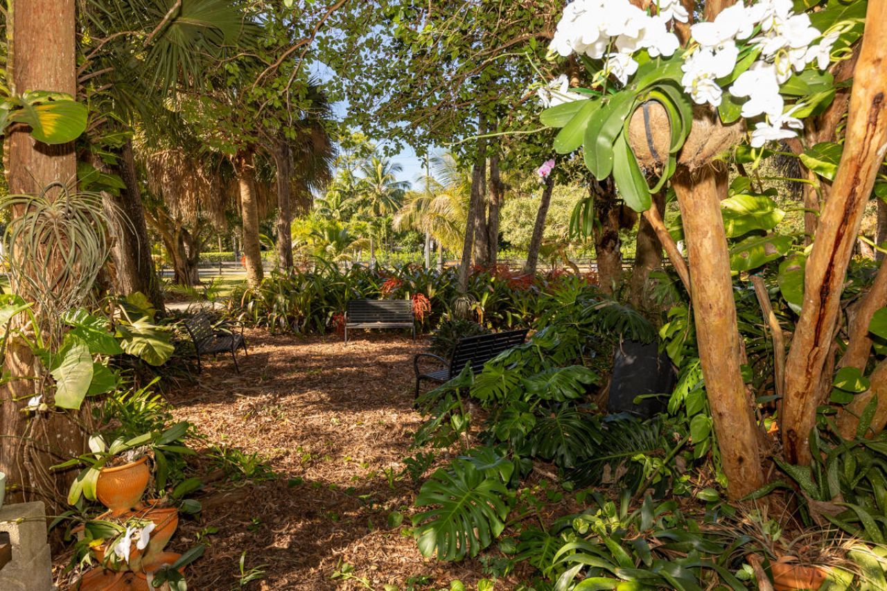 180 Elaine Road, West Palm Beach, FL 33415 Photo