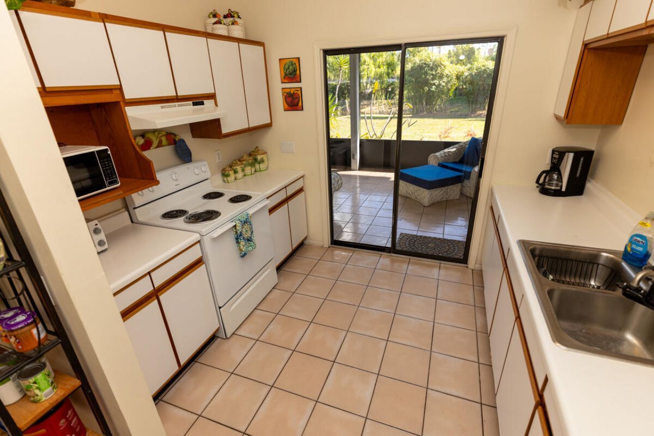 180 Elaine Road, West Palm Beach, FL 33415 Photo