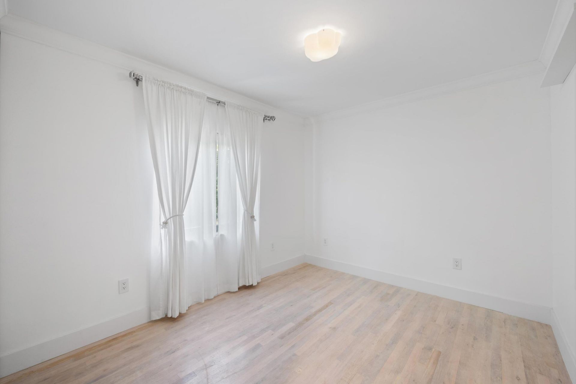 2600 Yacht Club Boulevard, Fort Lauderdale, FL 33304 Photo