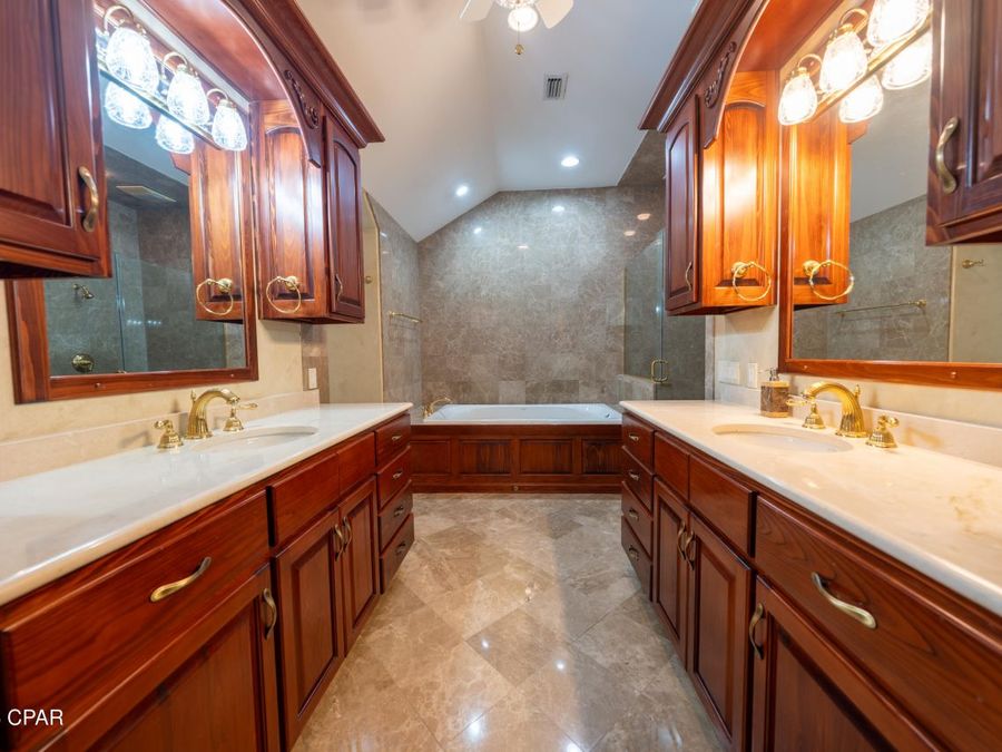 Property Image 80