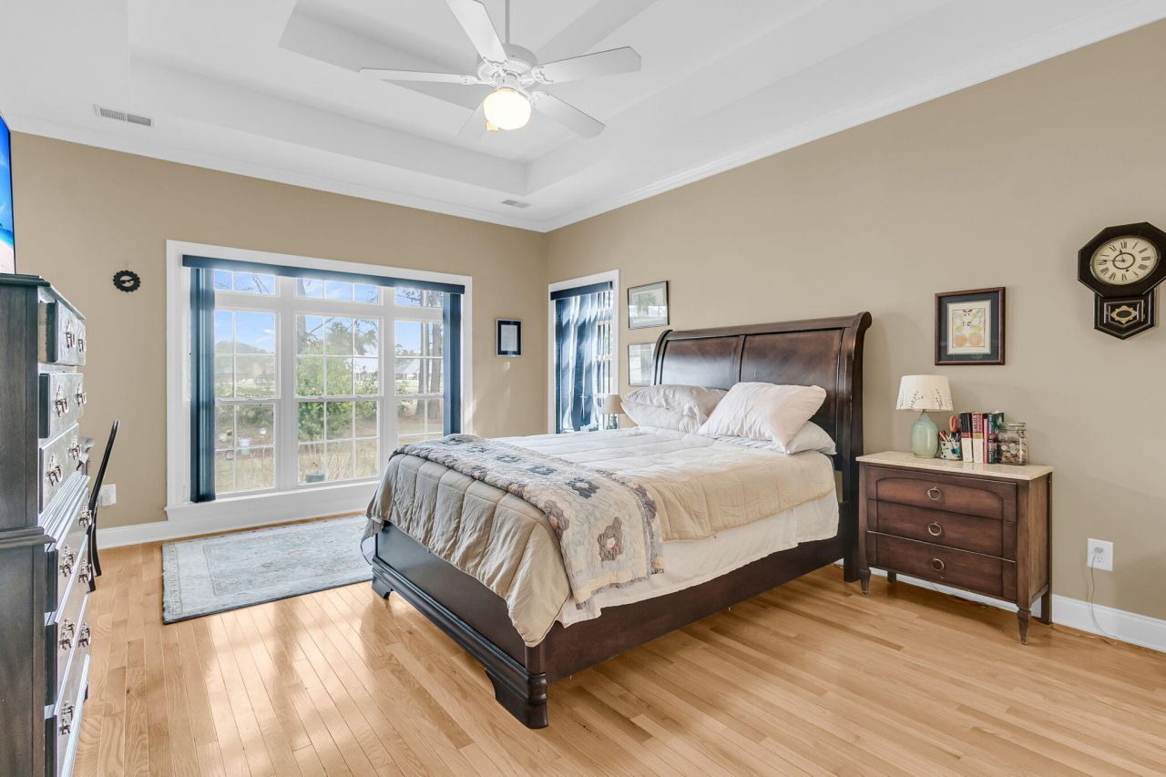 411 Prestwick Court Photo 17