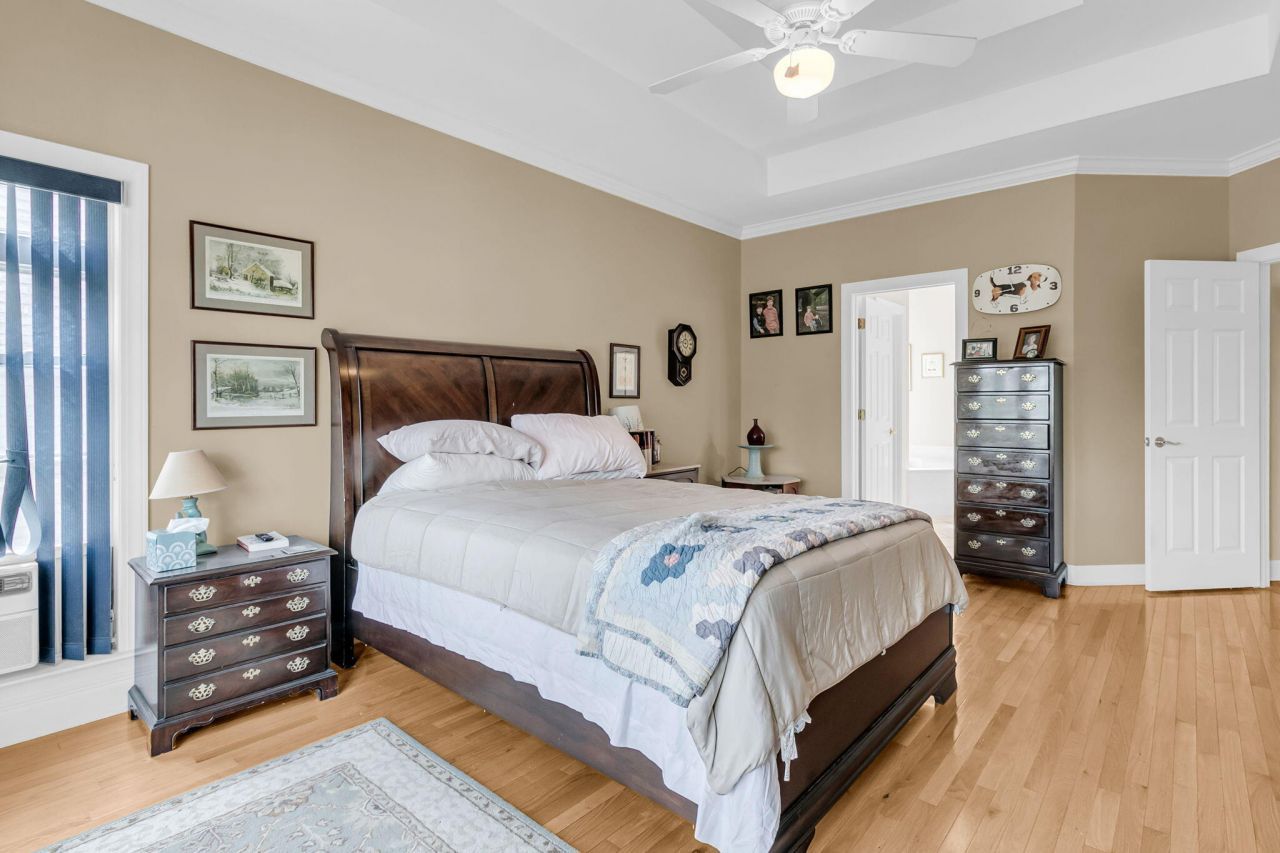 411 Prestwick Court Photo 19