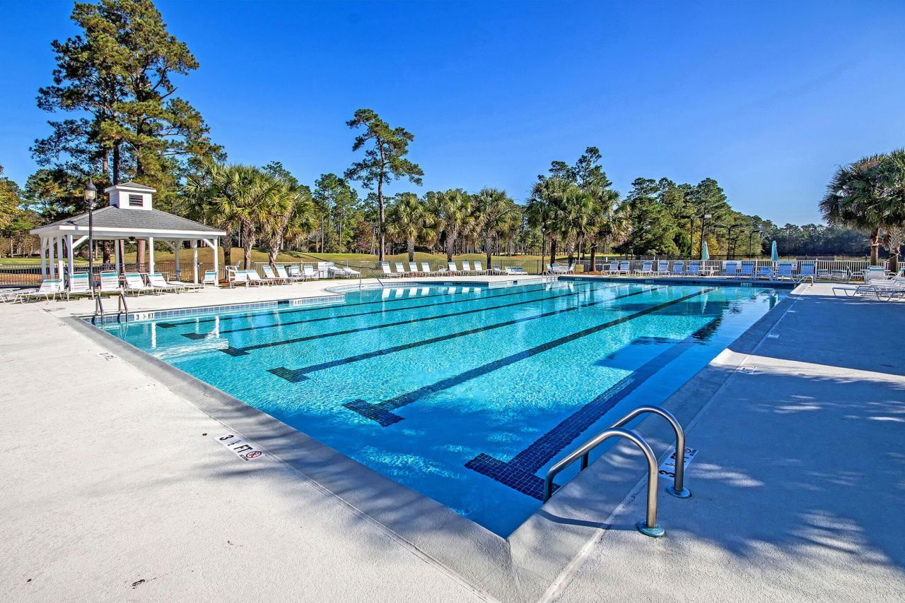 411 Prestwick Court Photo 47