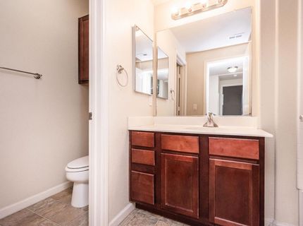 1900 Danbrook Dr #326, Unit 326, Sacramento, CA 95835 Photo