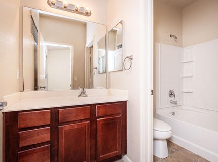 1900 Danbrook Dr #326, Unit 326, Sacramento, CA 95835 Photo