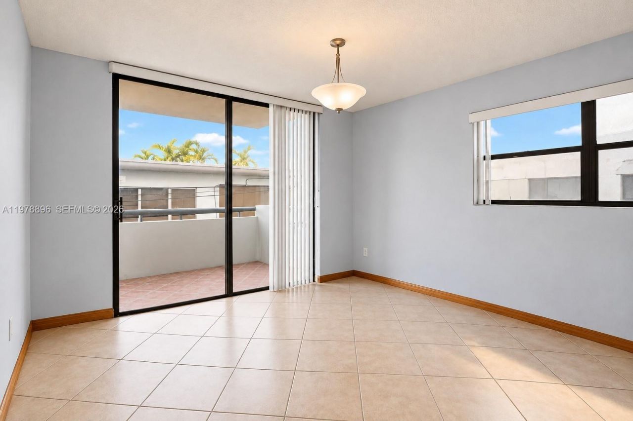 7300 Wayne Ave, Unit 217, Miami Beach, FL 33141 Photo