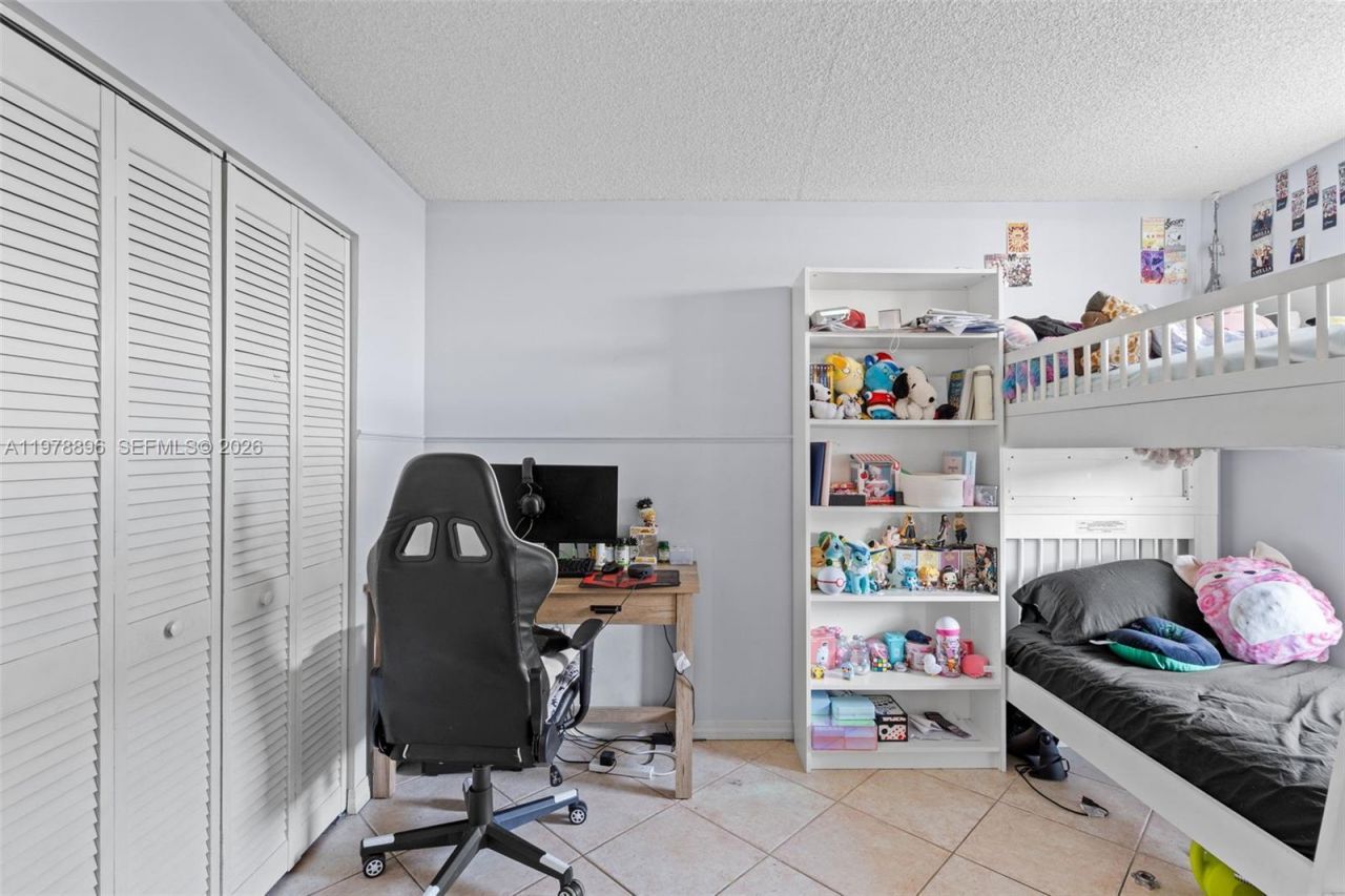 7300 Wayne Ave , Unit 217, Miami Beach, FL 33141 Photo
