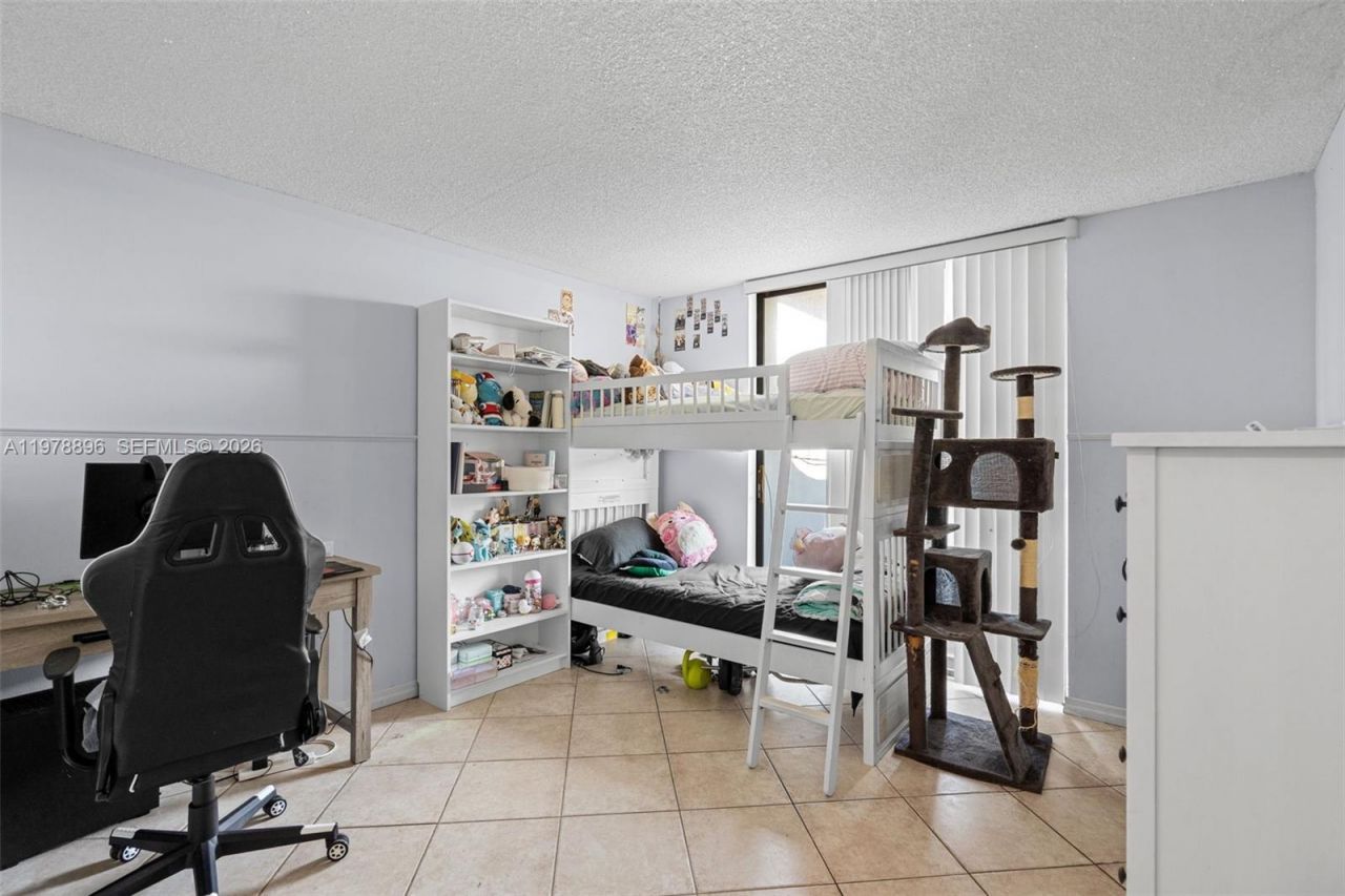 7300 Wayne Ave , Unit 217, Miami Beach, FL 33141 Photo