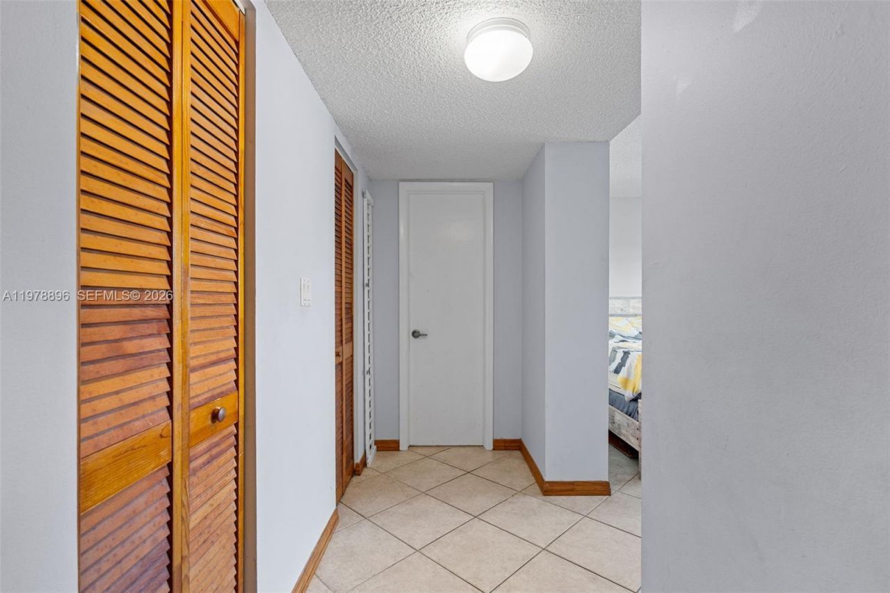 7300 Wayne Ave , Unit 217, Miami Beach, FL 33141 Photo
