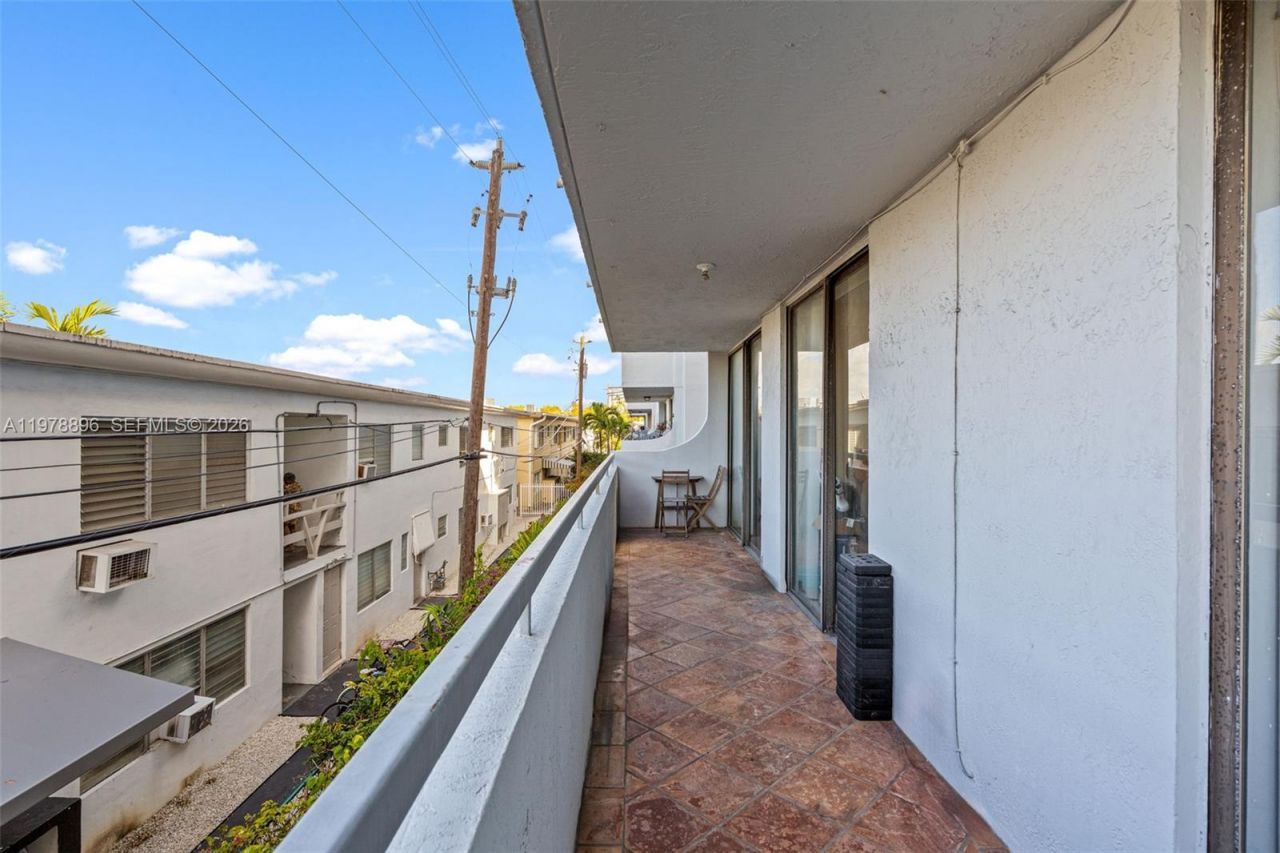 7300 Wayne Ave , Unit 217, Miami Beach, FL 33141 Photo