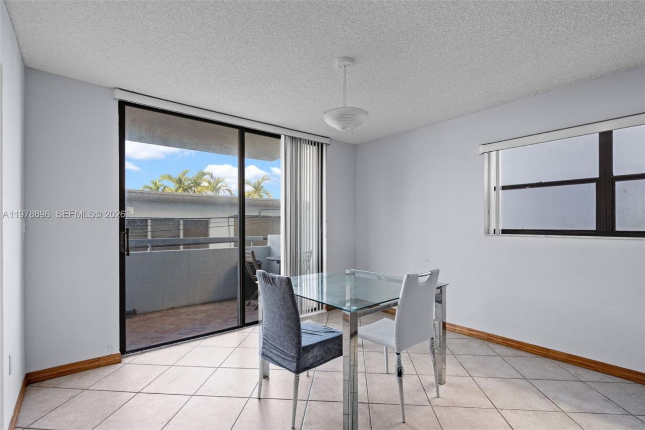 7300 Wayne Ave , Unit 217, Miami Beach, FL 33141 Photo