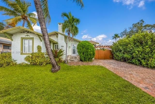 1675 NW 2nd St , Miami, FL 33125 Photo