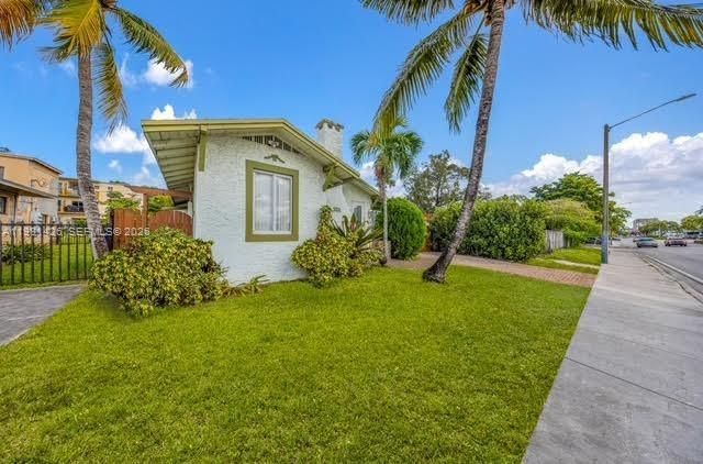 1675 NW 2nd St , Miami, FL 33125 Photo