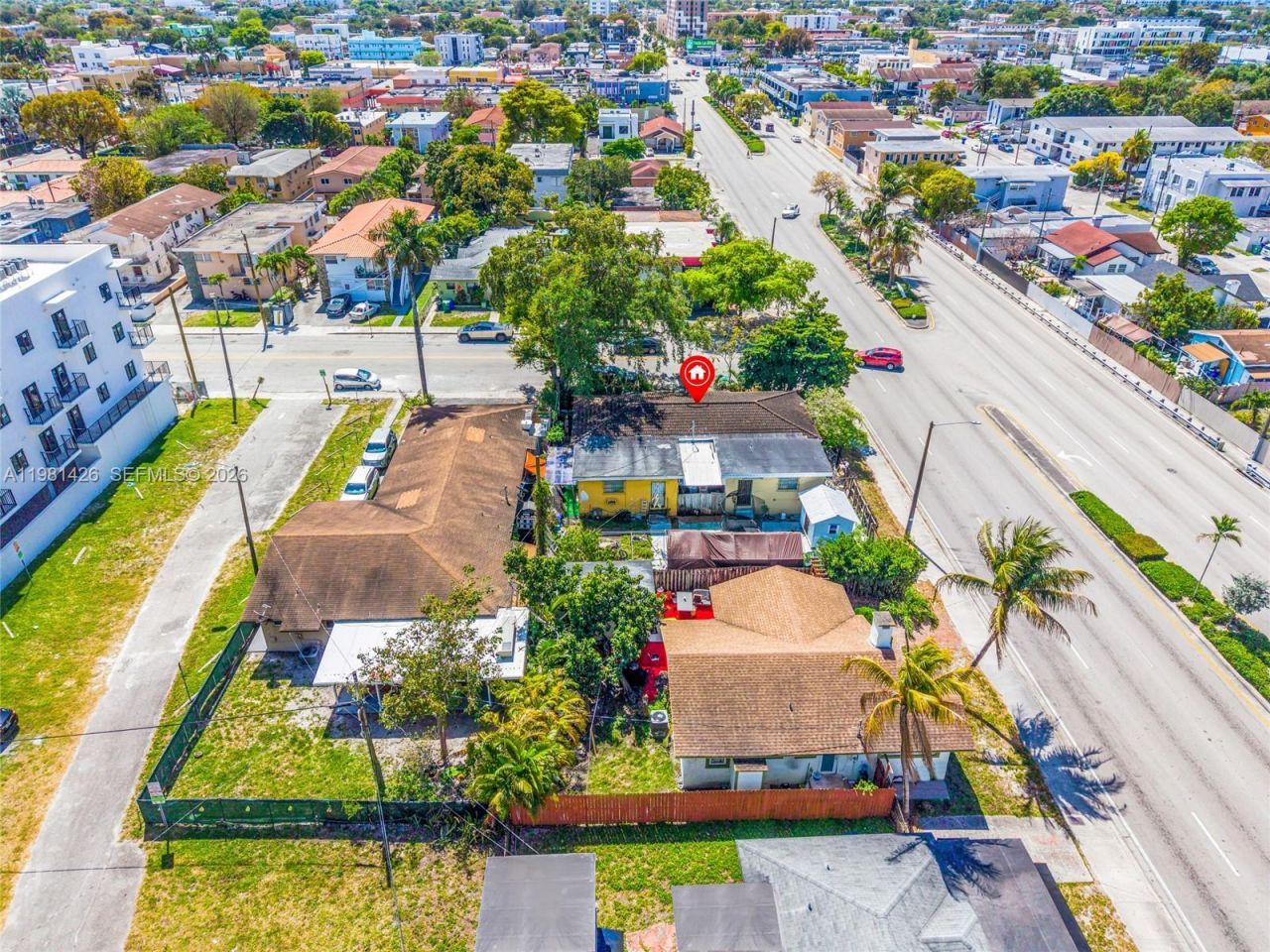 1675 NW 2nd St , Miami, FL 33125 Photo