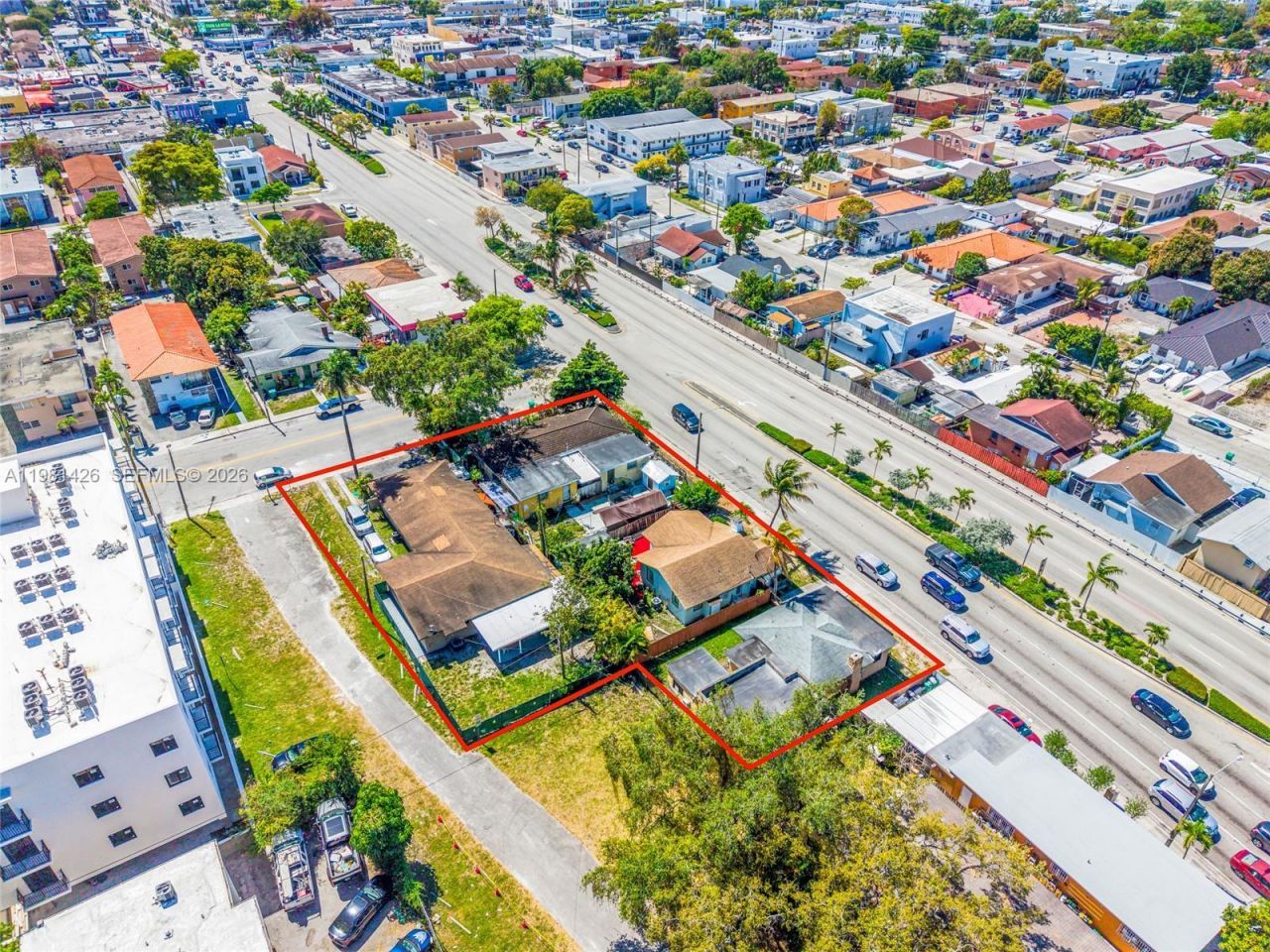 1675 NW 2nd St , Miami, FL 33125 Photo