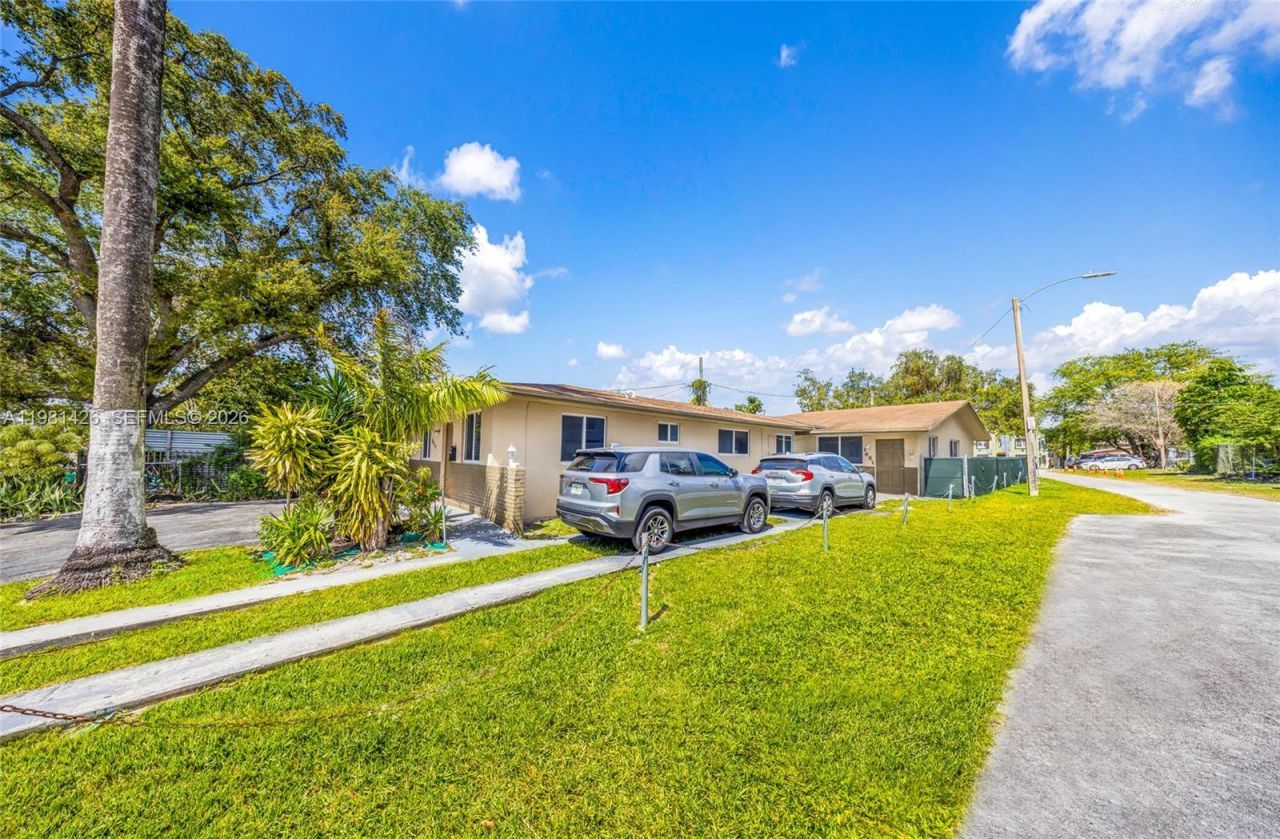 1675 NW 2nd St , Miami, FL 33125 Photo