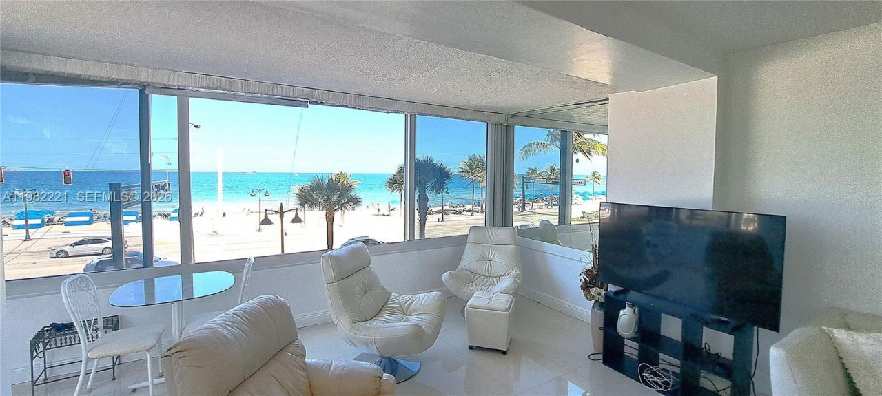 345 N Fort Lauderdale Beach Blvd , Unit 202, Fort Lauderdale, FL 33304 Photo
