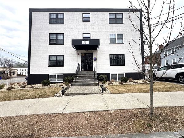 1080 Mass Ave, Unit 1, Arlington, MA 02476