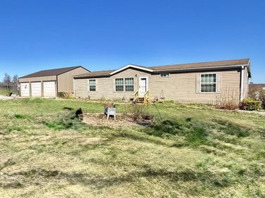 9598 Kentucky 1247 , Waynesburg, KY 40489