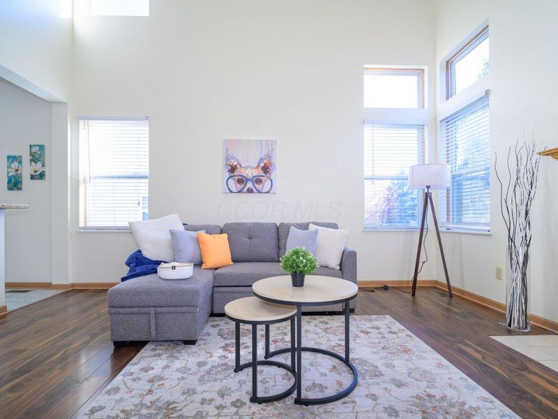 9339 Prestwick Green Drive, Columbus, OH 43240 Photo 10