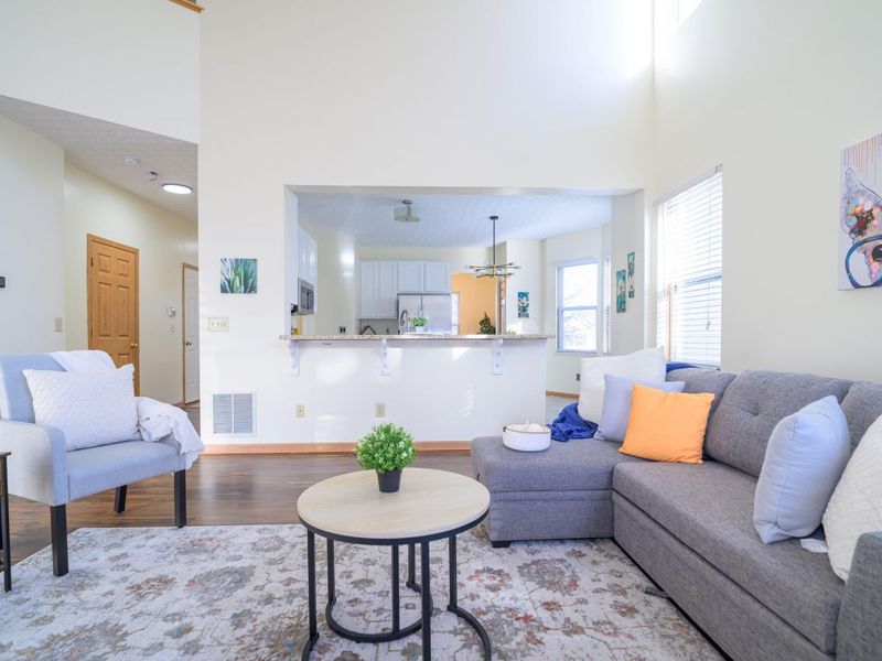 9339 Prestwick Green Drive, Columbus, OH 43240 Photo 11