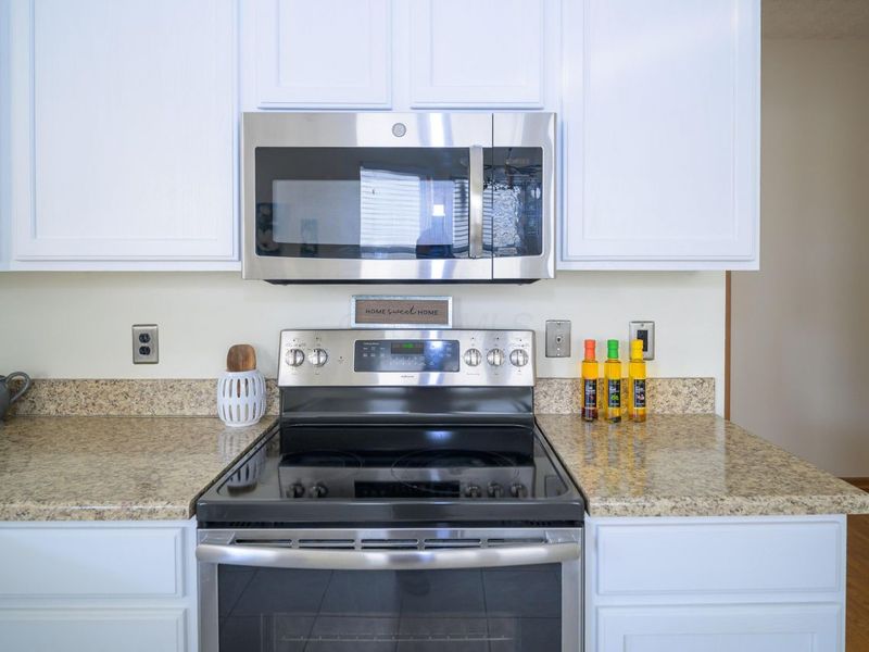 9339 Prestwick Green Drive, Columbus, OH 43240 Photo 18