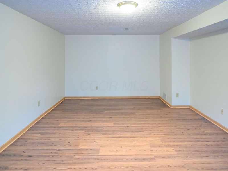 9339 Prestwick Green Drive, Columbus, OH 43240 Photo 55