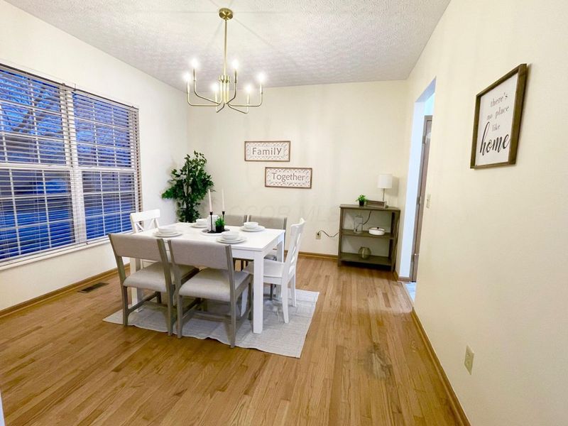 9339 Prestwick Green Drive, Columbus, OH 43240 Photo 7