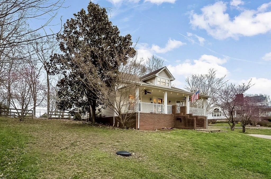 1735 Riverhaven Dr, Adams, TN 37010 Main Photo