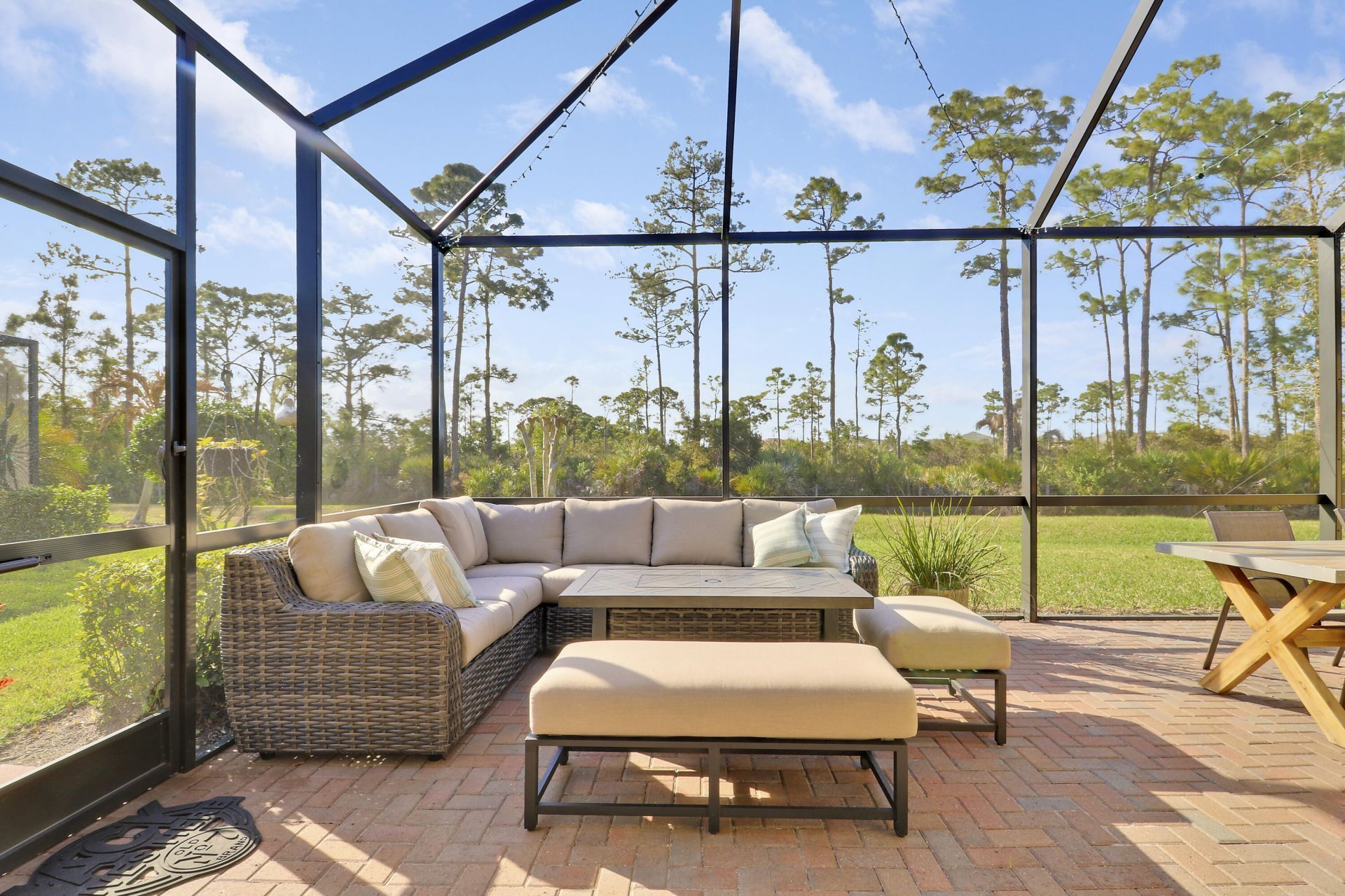 10894 SW Winding Lakes Circle, Port Saint Lucie, FL 34987 Photo