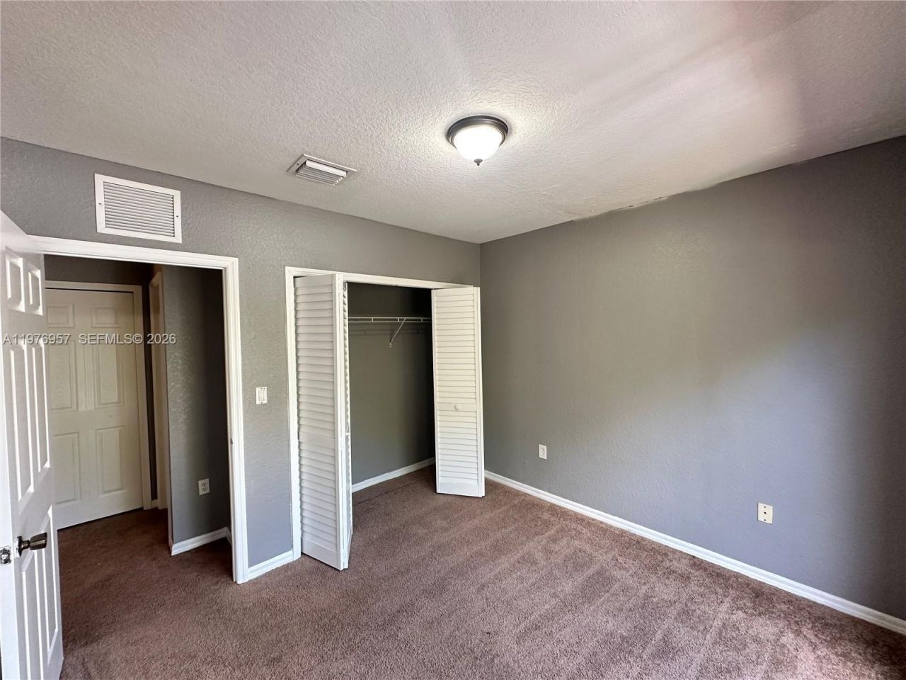 687 SW 10th St, Florida City, FL 33034 Photo