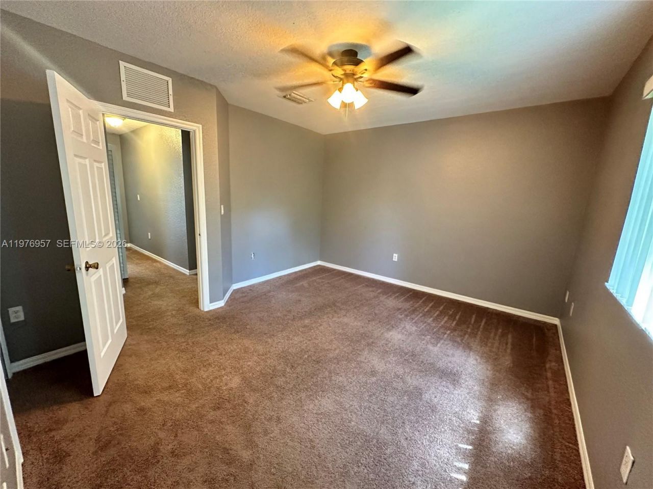 687 SW 10th St, Florida City, FL 33034 Photo