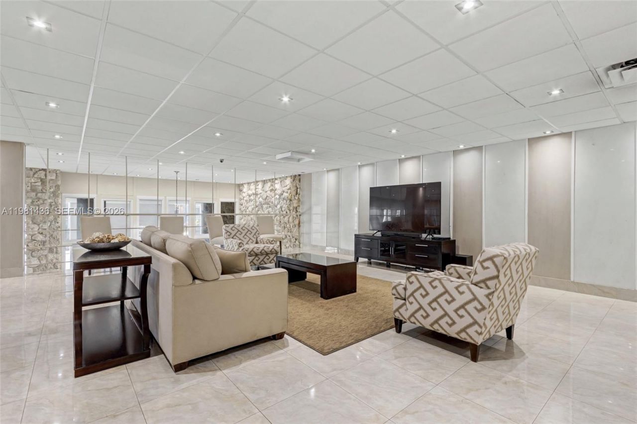 3111 N Ocean Dr, Unit 1612, Hollywood, FL 33019 Photo