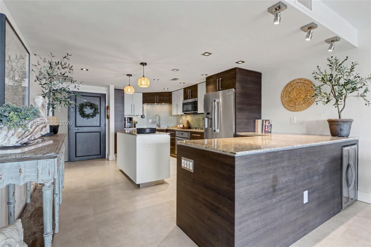 3111 N Ocean Dr, Unit 1612, Hollywood, FL 33019 Photo