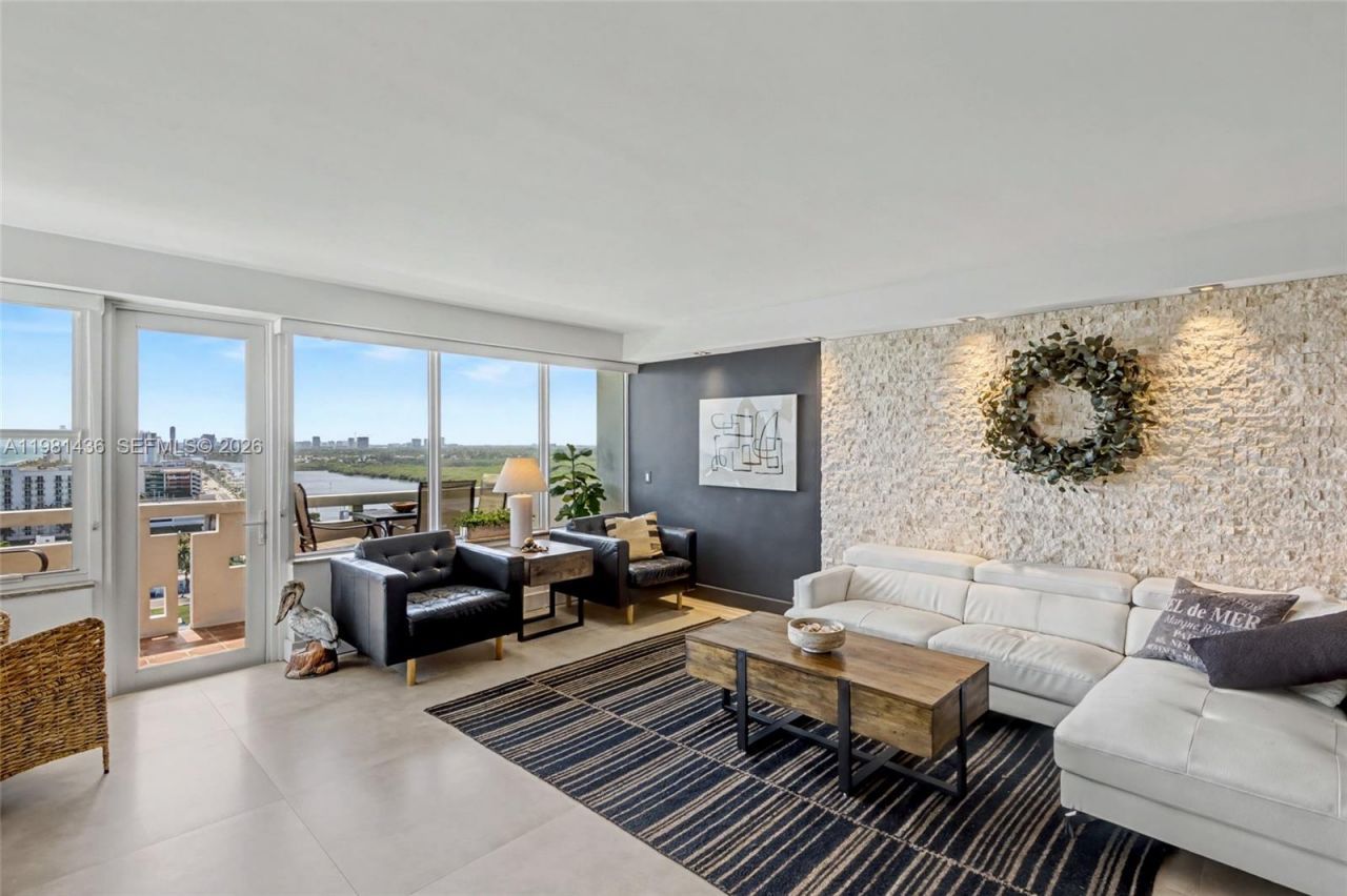 3111 N Ocean Dr, Unit 1612, Hollywood, FL 33019 Photo