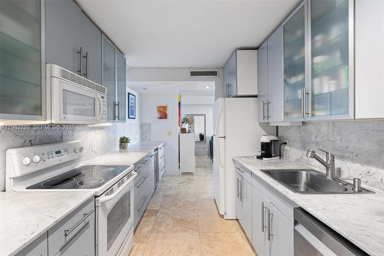 780 NE 69th St, Unit 2503, Miami, FL 33138 Photo