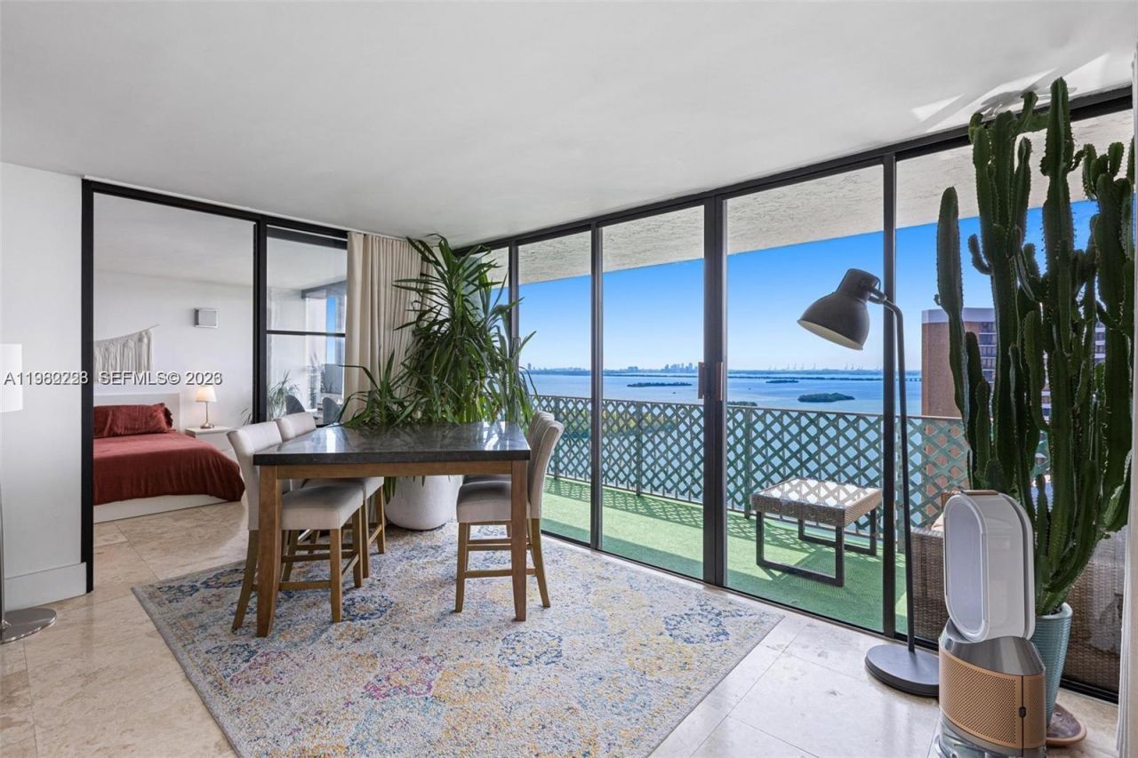 780 NE 69th St, Unit 2503, Miami, FL 33138 Photo