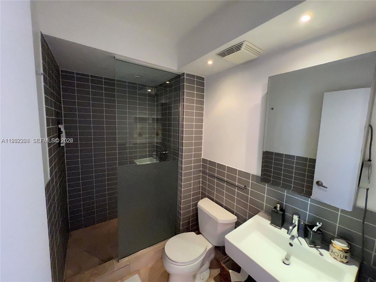 780 NE 69th St, Unit 2503, Miami, FL 33138 Photo