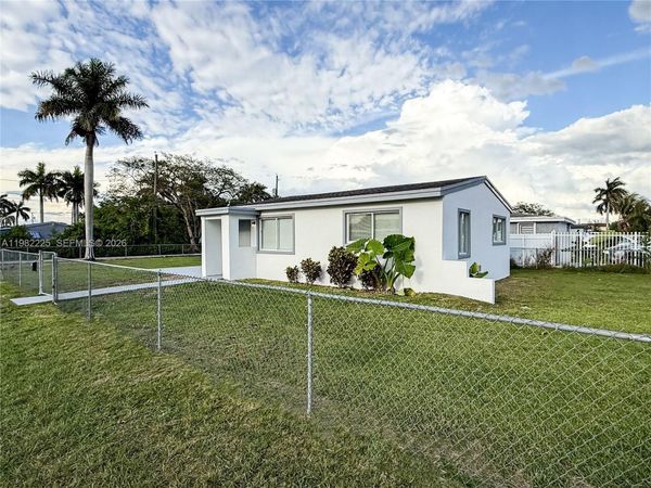 1401 NW 8th Ave, Homestead, FL 33030