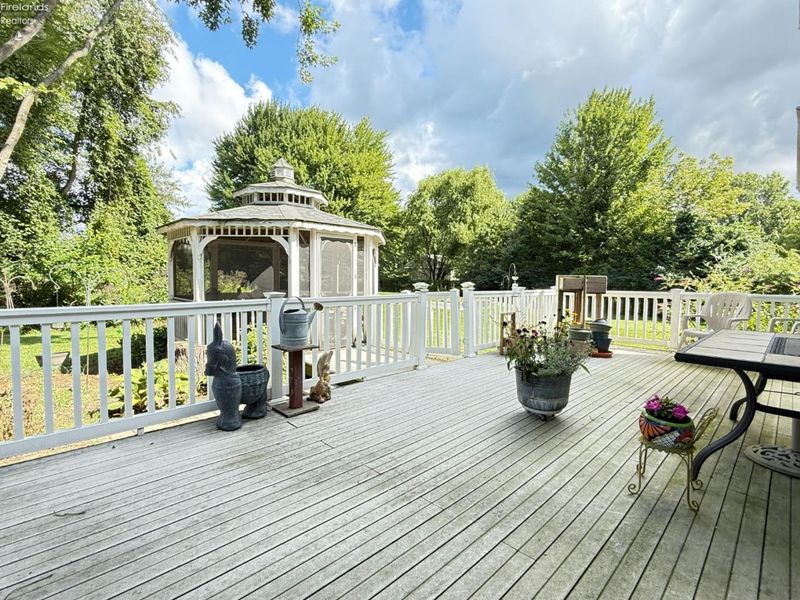 52808 North Ridge Road, Vermilion, OH 44089 Photo 7