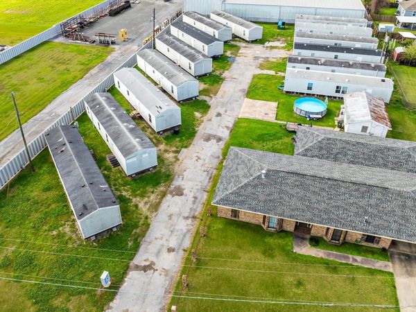 1462 Ellender Street, Houma, LA 70363