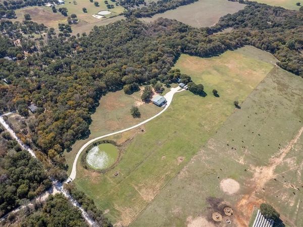 1293 Hcr 1425, Covington, TX 76636