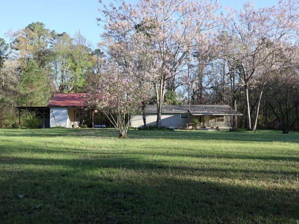 910 & 920 Reaves Cemetery Road , New Edinburg, AR 71660