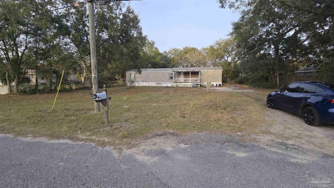 210 Marietta Ave, Pensacola, FL 32507 Main Photo